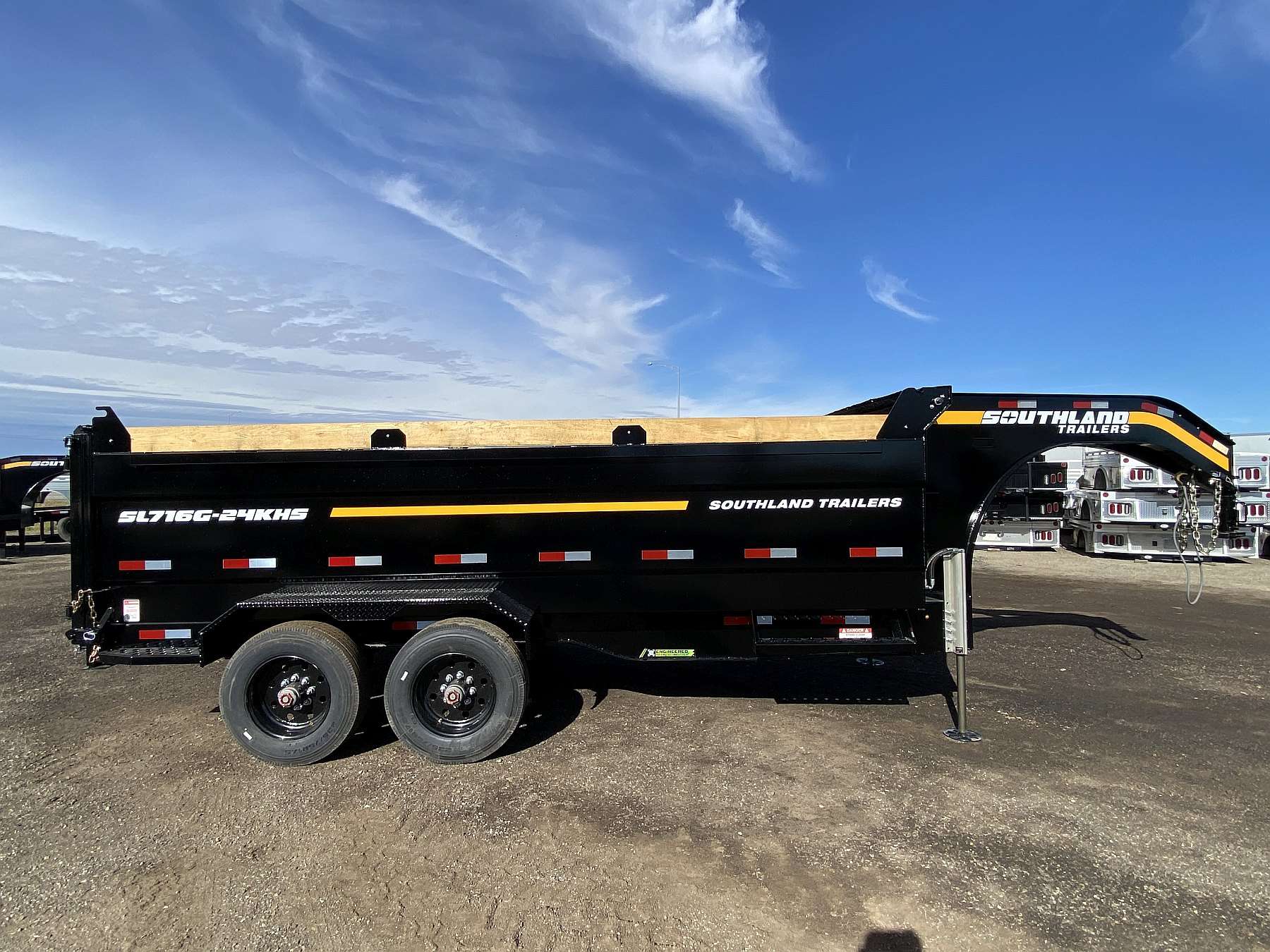 *Limited Rebate* 2026 Southland 16' Gooseneck Dump Trailer