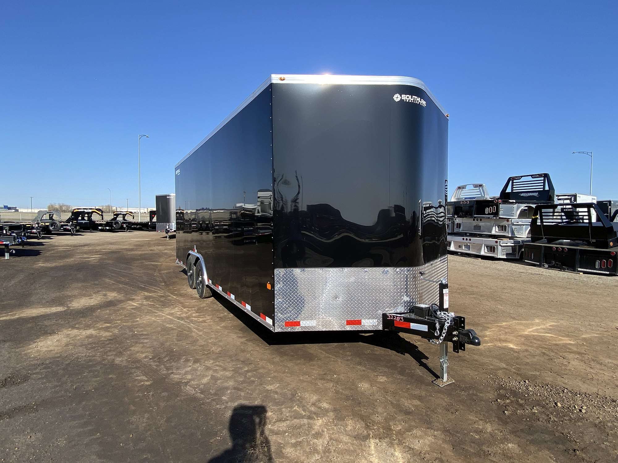 *Sale* 2026 Royal 8.5'x22' Enclosed Cargo w/ Escape Door