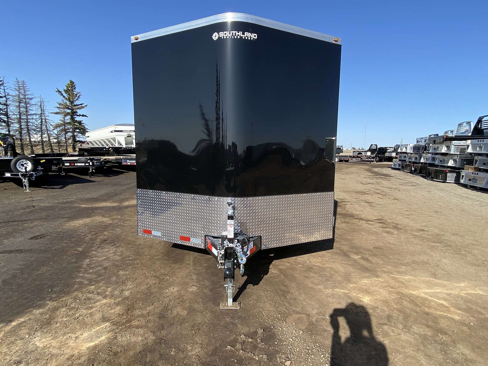*Sale* 2026 Royal 8.5'x22' Enclosed Cargo w/ Escape Door