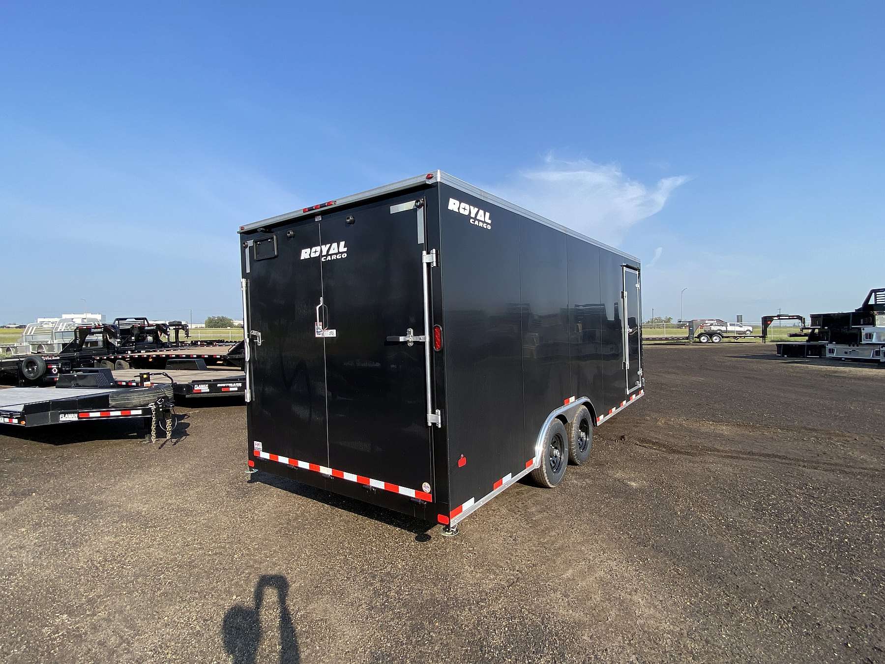*Sale* 2026 Royal 8.5'x22' Enclosed Cargo w/ Escape Door