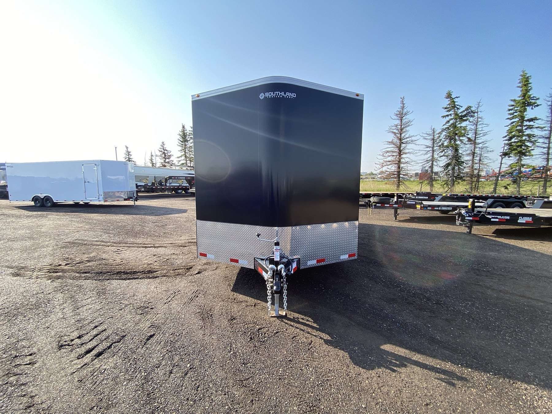 *Sale* 2026 Royal 8.5'x22' Enclosed Cargo w/ Escape Door