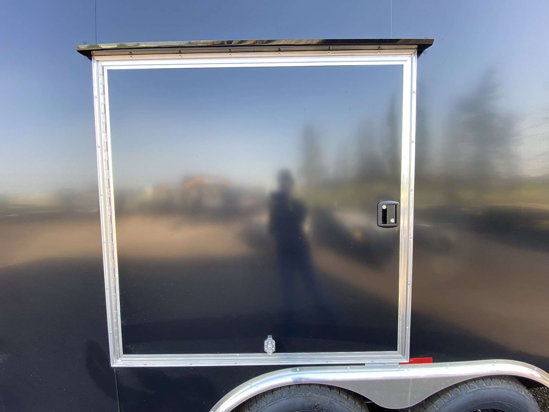 *Sale* 2026 Royal 8.5'x22' Enclosed Cargo w/ Escape Door