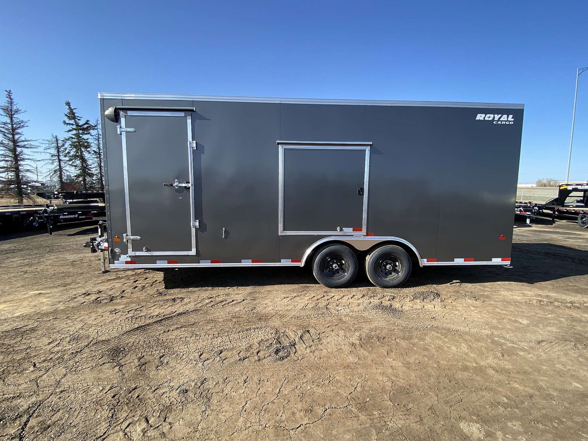 *Sale* 2026 Royal 8'x22' Enclosed Cargo w/ Free Escape Door!