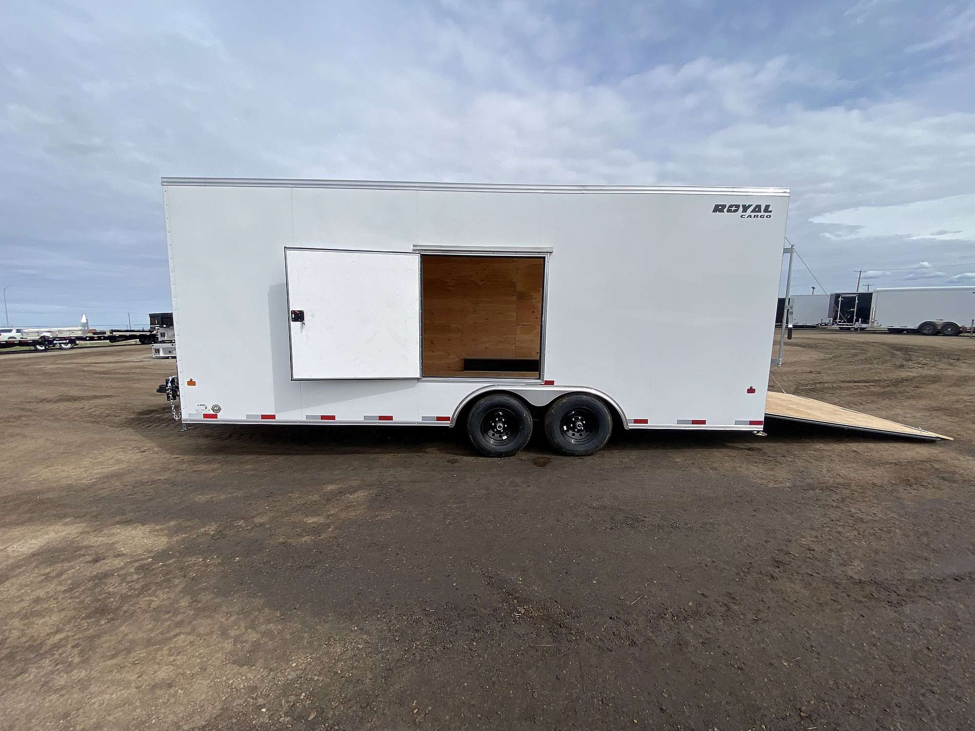 *Sale* 2026 Royal 8'x22' Enclosed Cargo w/ Free Escape Door!