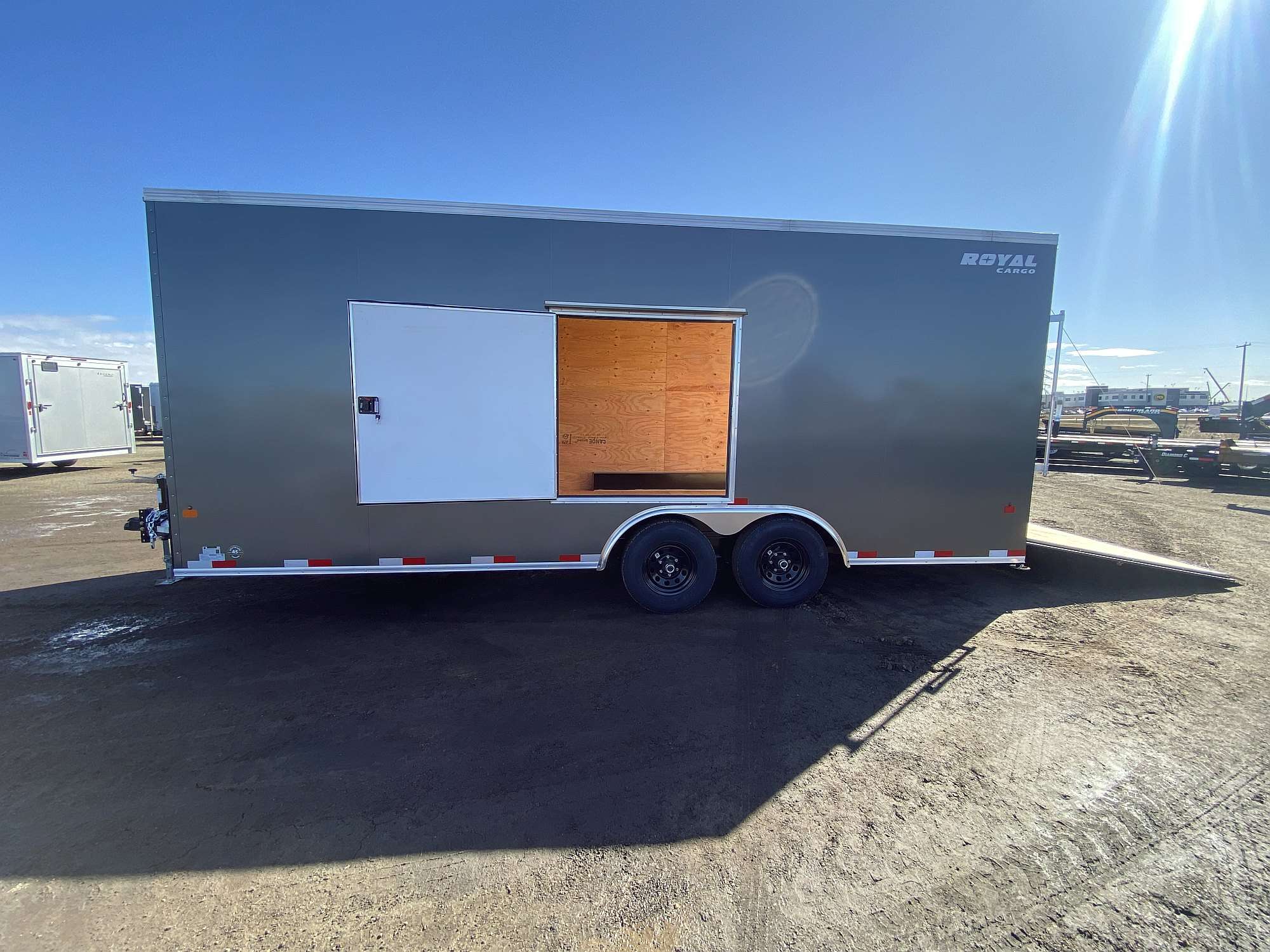 *Sale* 2026 Royal 8'x22' Enclosed Cargo w/ Free Escape Door!