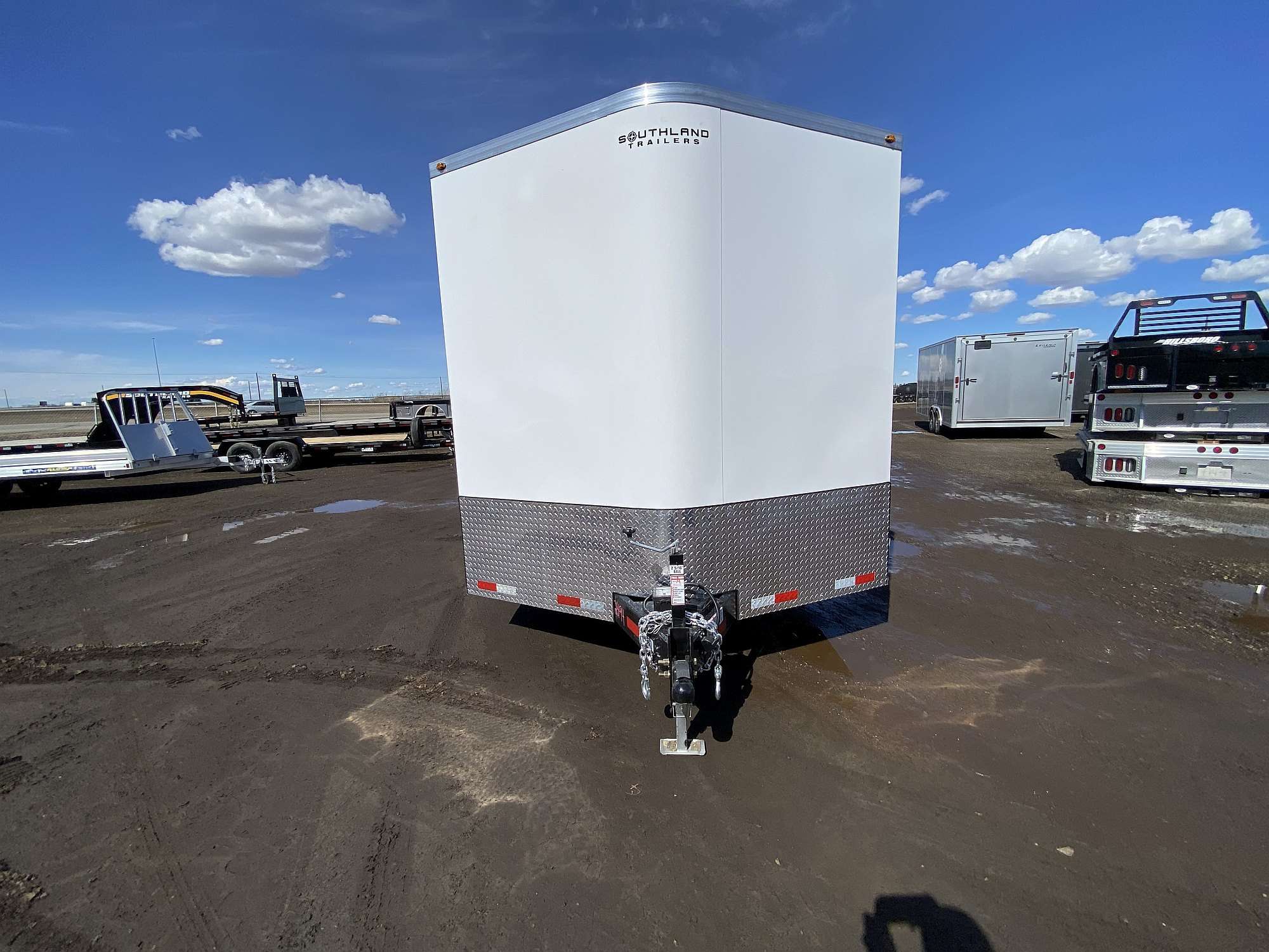 *Sale* 2026 Royal 8'x26' Enclosed Cargo w/ Free Escape Door!