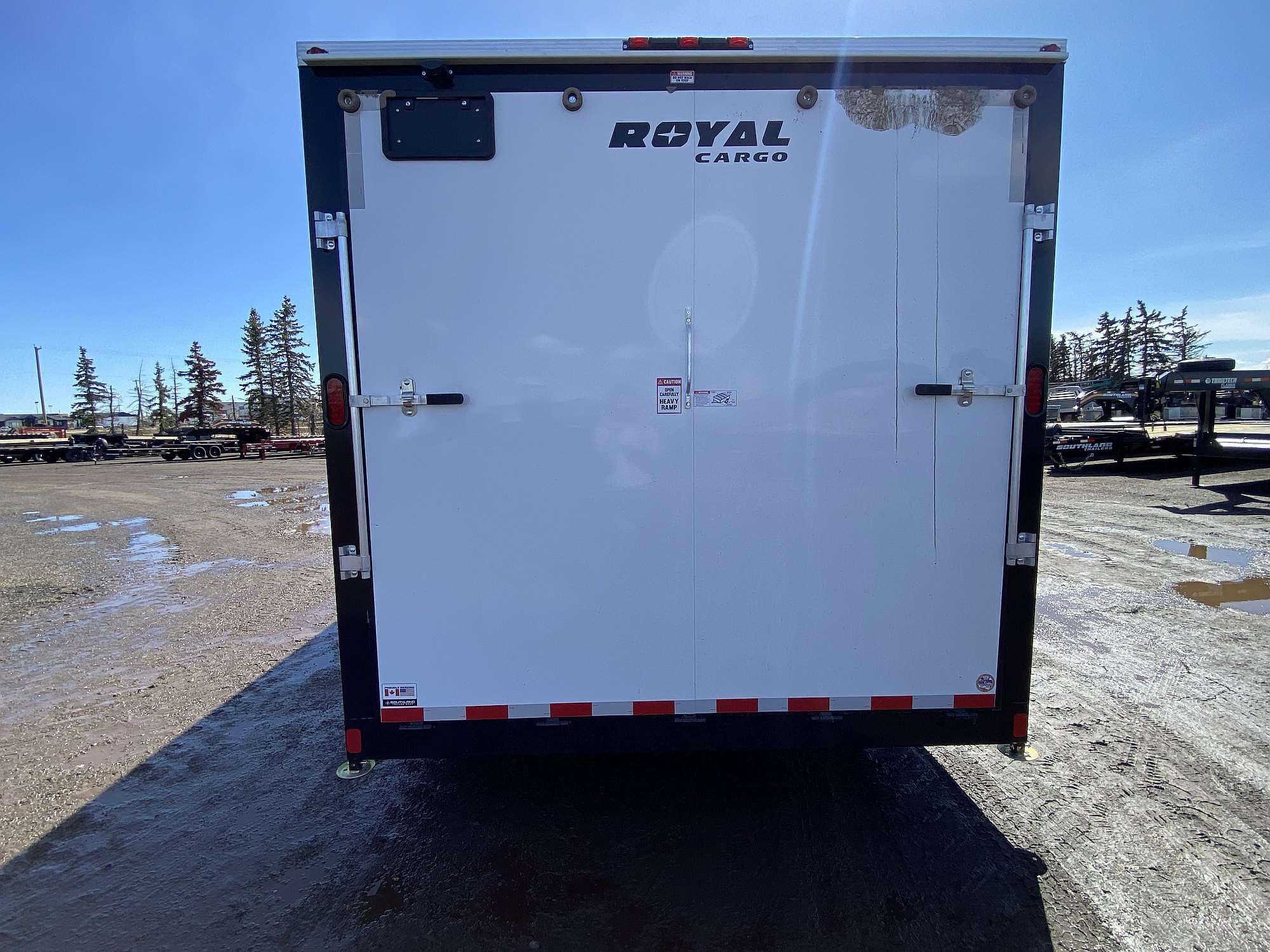 *Sale* 2026 Royal 8'x26' Enclosed Cargo w/ Free Escape Door!