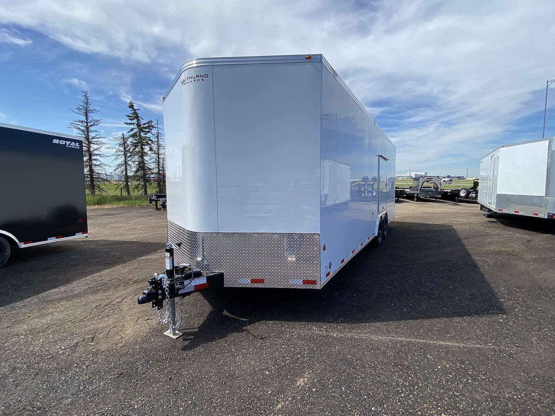 *Sale* 2026 Royal 8'x26' Enclosed Cargo w/ Free Escape Door!