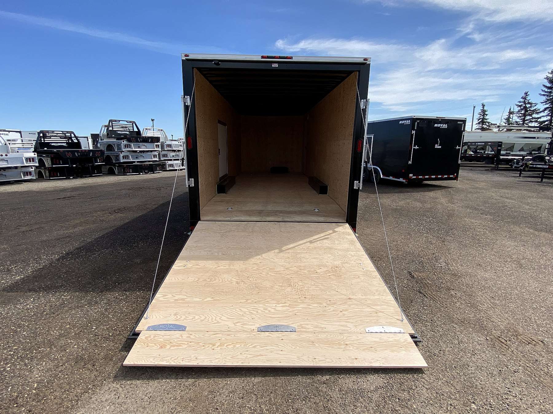*Sale* 2026 Royal 8'x26' Enclosed Cargo w/ Free Escape Door!