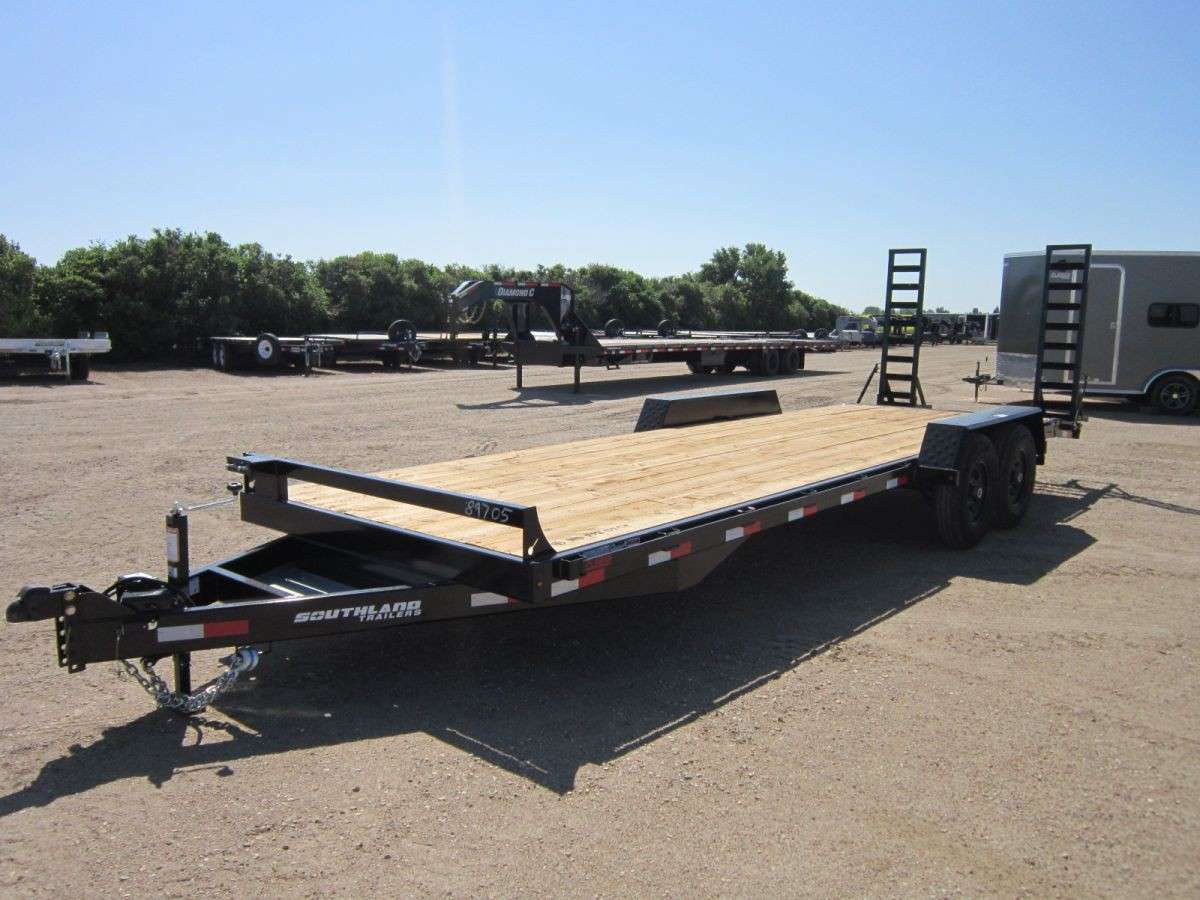 *Seasonal Clearance* 2025 Southland 20'+2' Lowboy Trailer