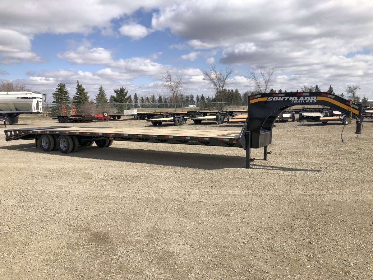 *Seasonal Clearout* 2022 Southland 32' Gooseneck Trailer