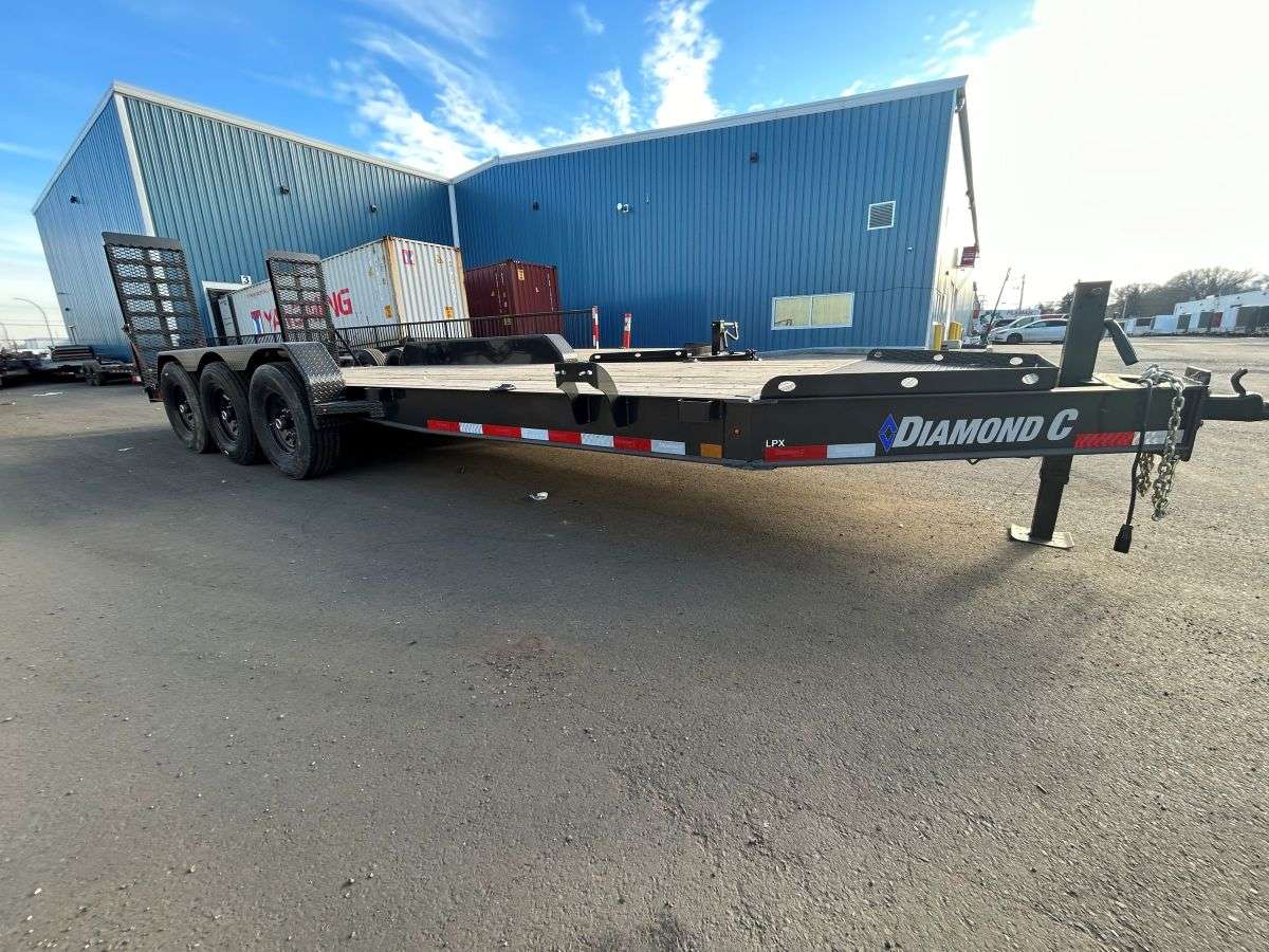 *Seasonal Clearout* 2023 Diamond C 22' LPX Trailer