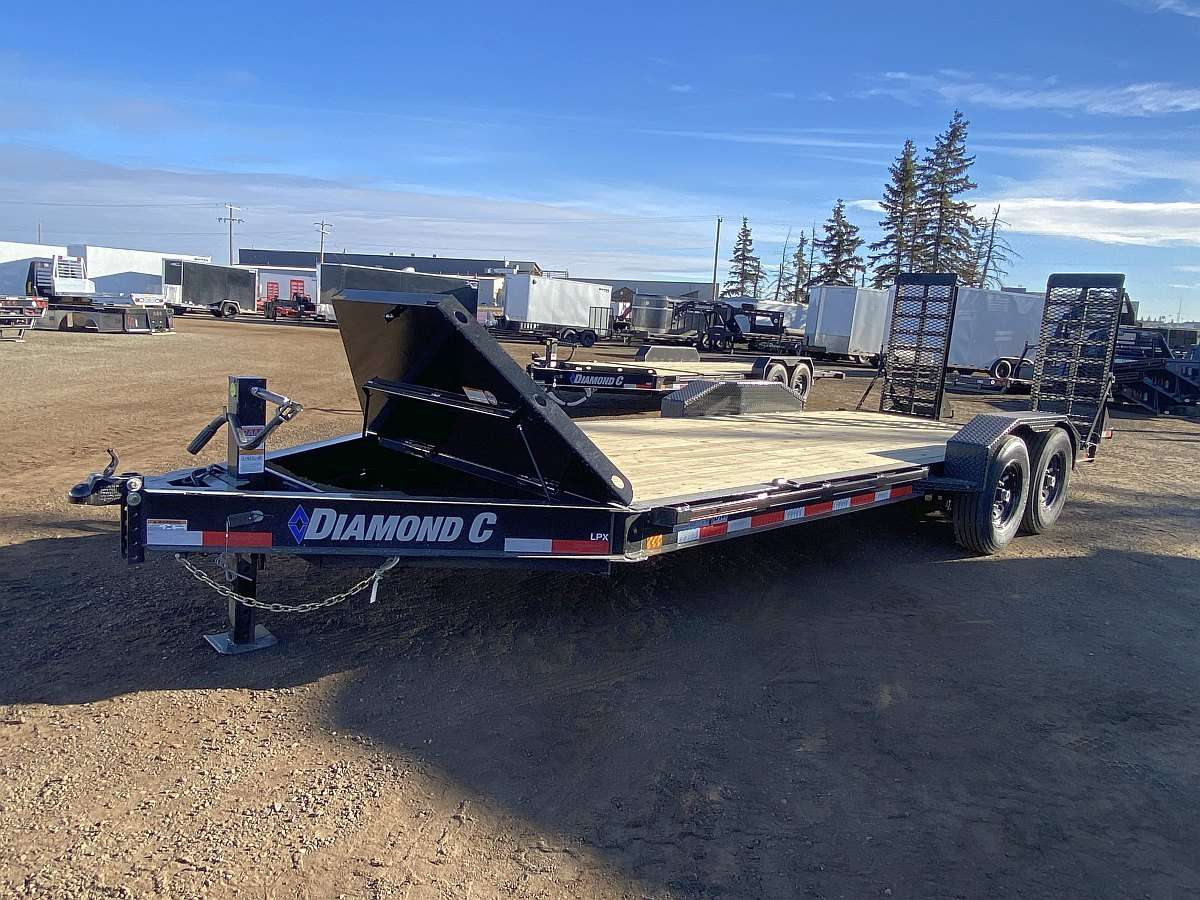 *Seasonal Clearout* 2024 Diamond C 20' Equipment Trailer