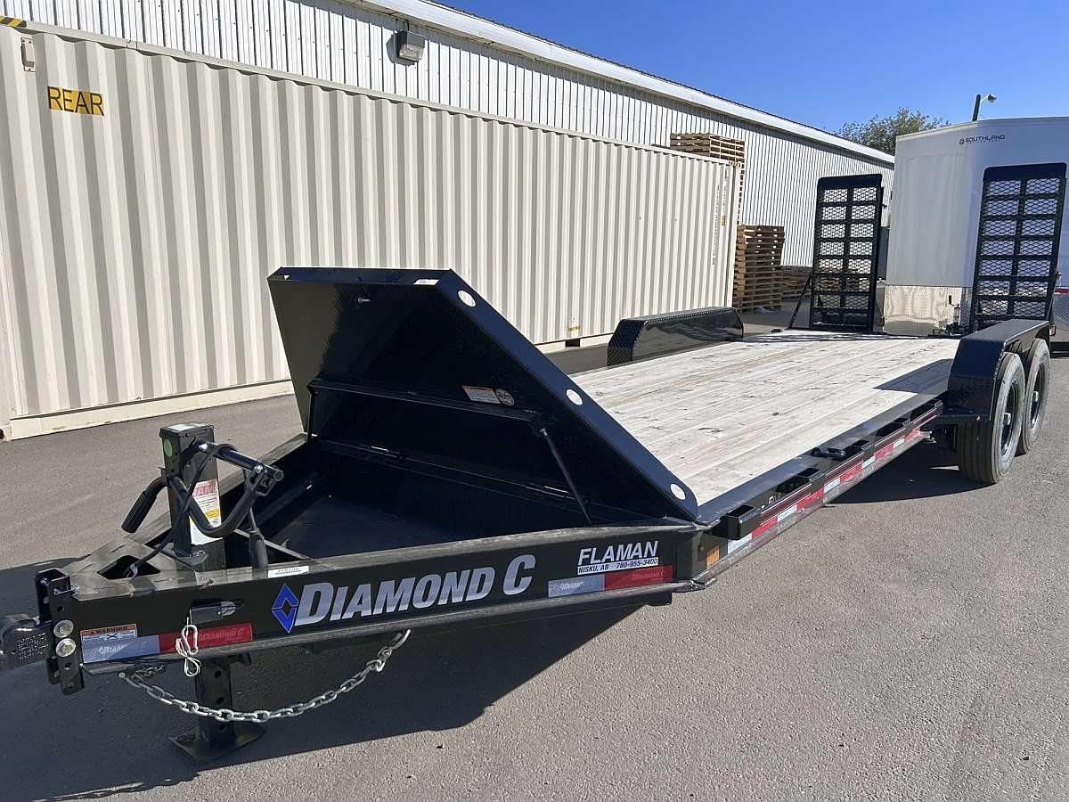 *Seasonal Clearout* 2024 Diamond C 20' Equipment Trailer