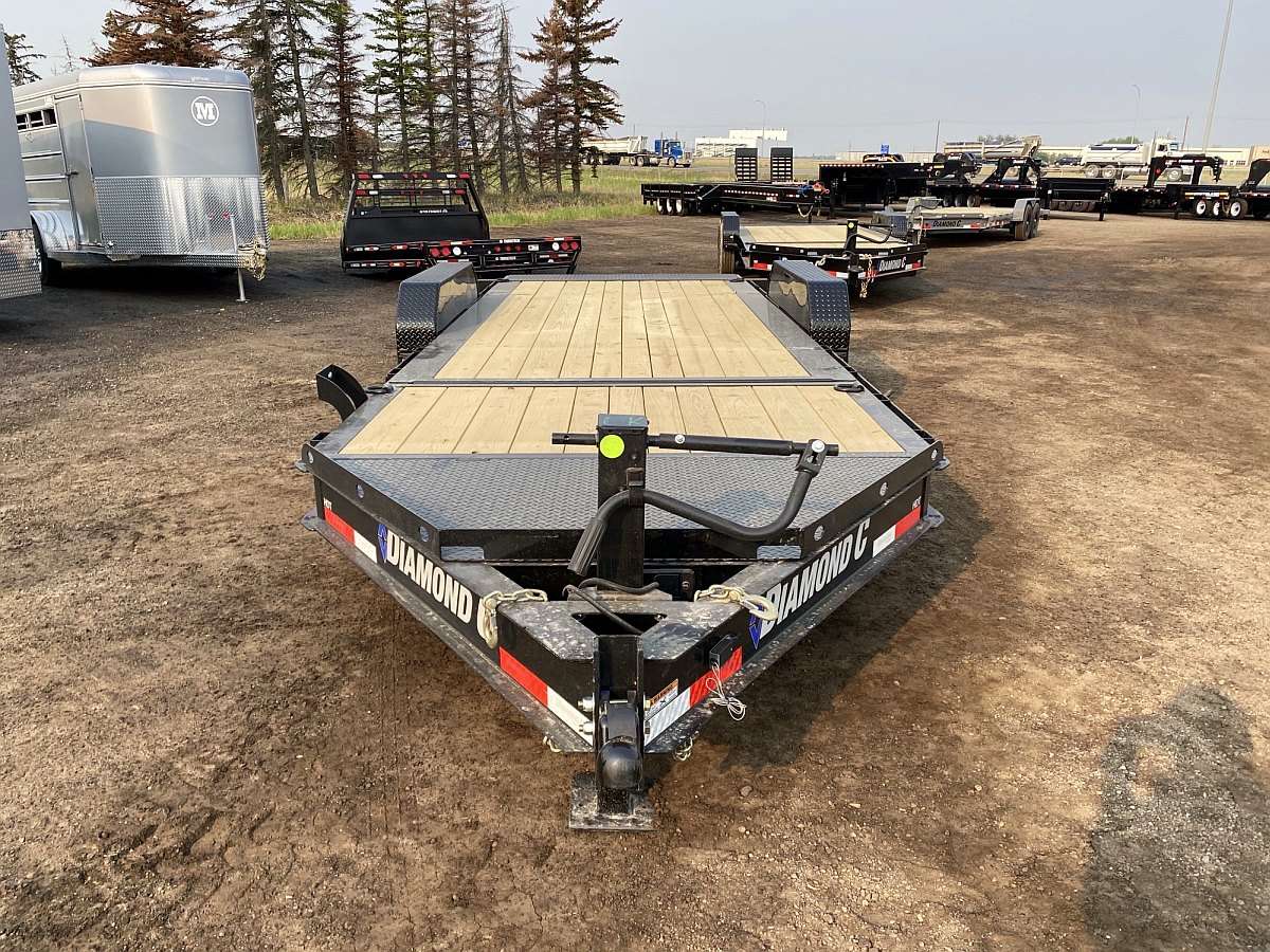 *Seasonal Clearout* 2024 Diamond C 20' Tilt Deck Trailer