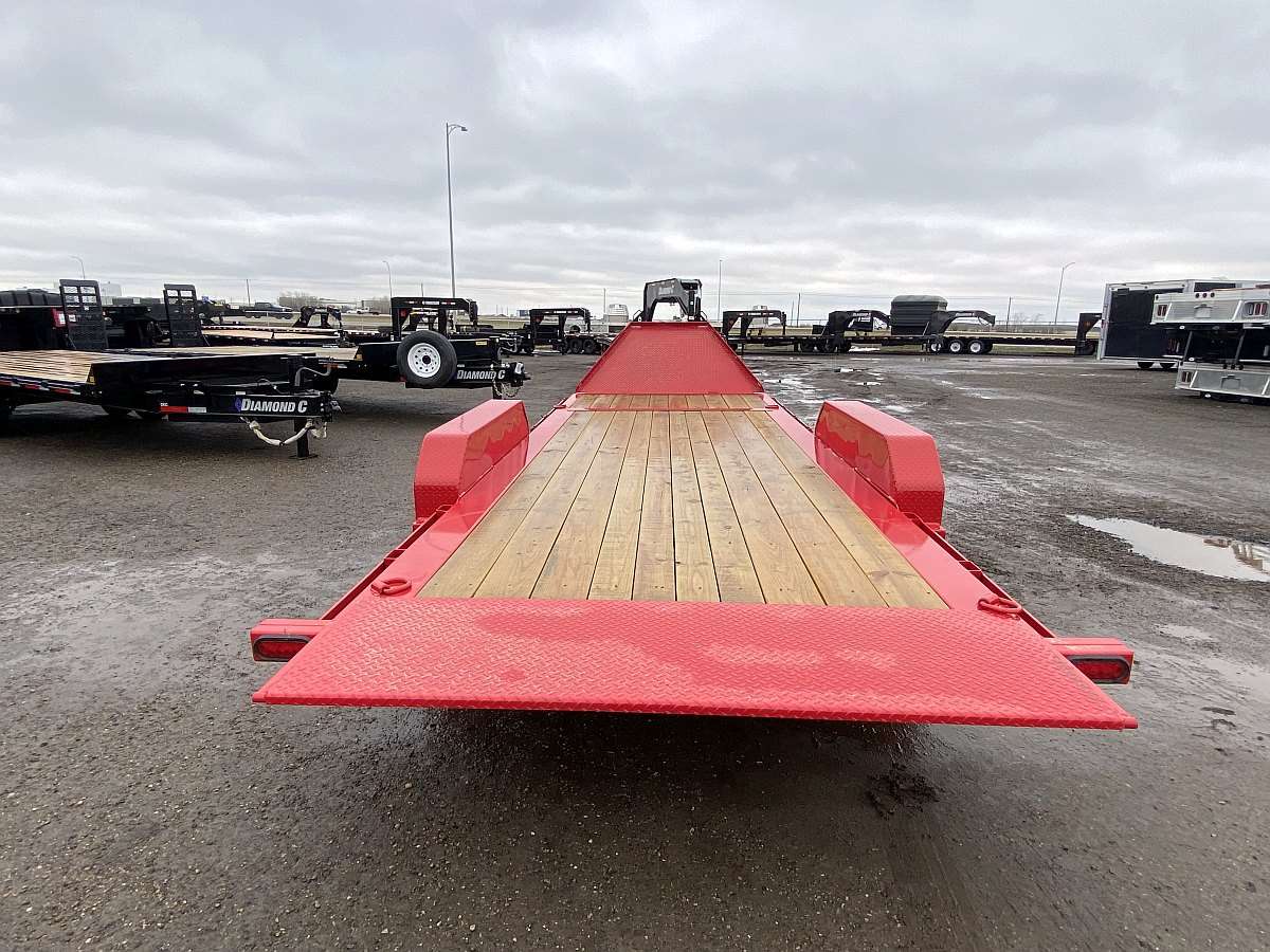 *Seasonal Clearout* 2024 Diamond C 20' Tilt Deck Trailer