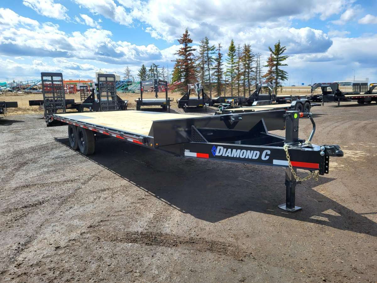 *Seasonal Clearout* 2024 Diamond C 24' Deck-Over Trailer