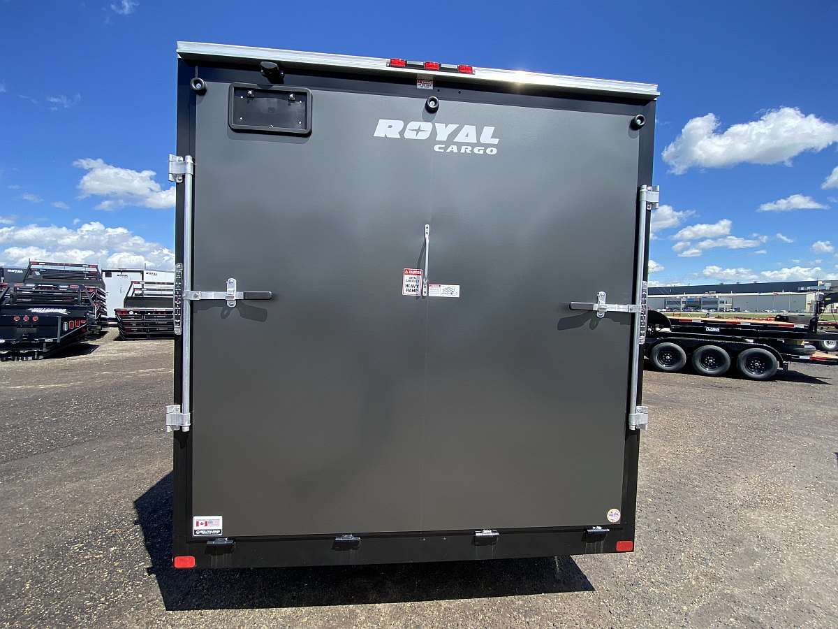 *Seasonal Clearout* 2024 Royal 7.5'x18' Enclosed Trailer