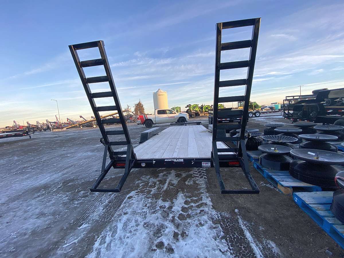 *Seasonal Clearout* 2024 Southland 22' Lowboy Trailer