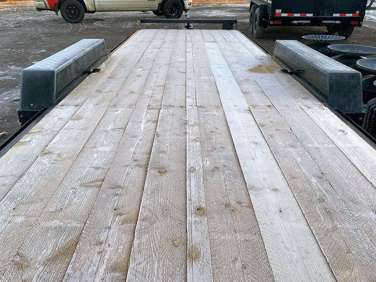 *Seasonal Clearout* 2024 Southland 22' Lowboy Trailer