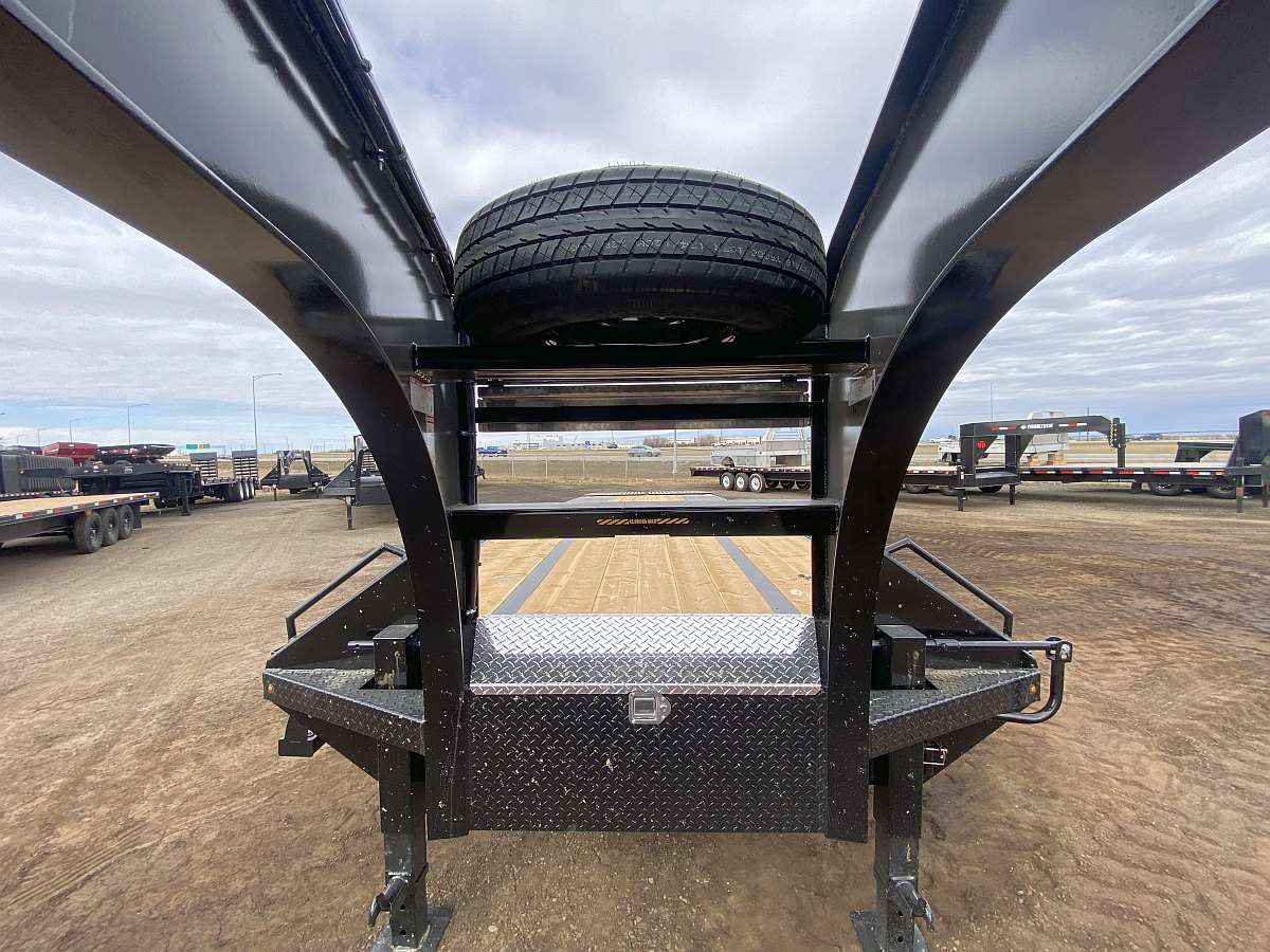 *Seasonal Clearout* 2024 Southland 26'+6' Gooseneck Trailer