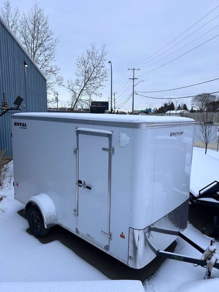 *Seasonal Clearout* 2025 Royal 6'x12' Enclosed Trailer