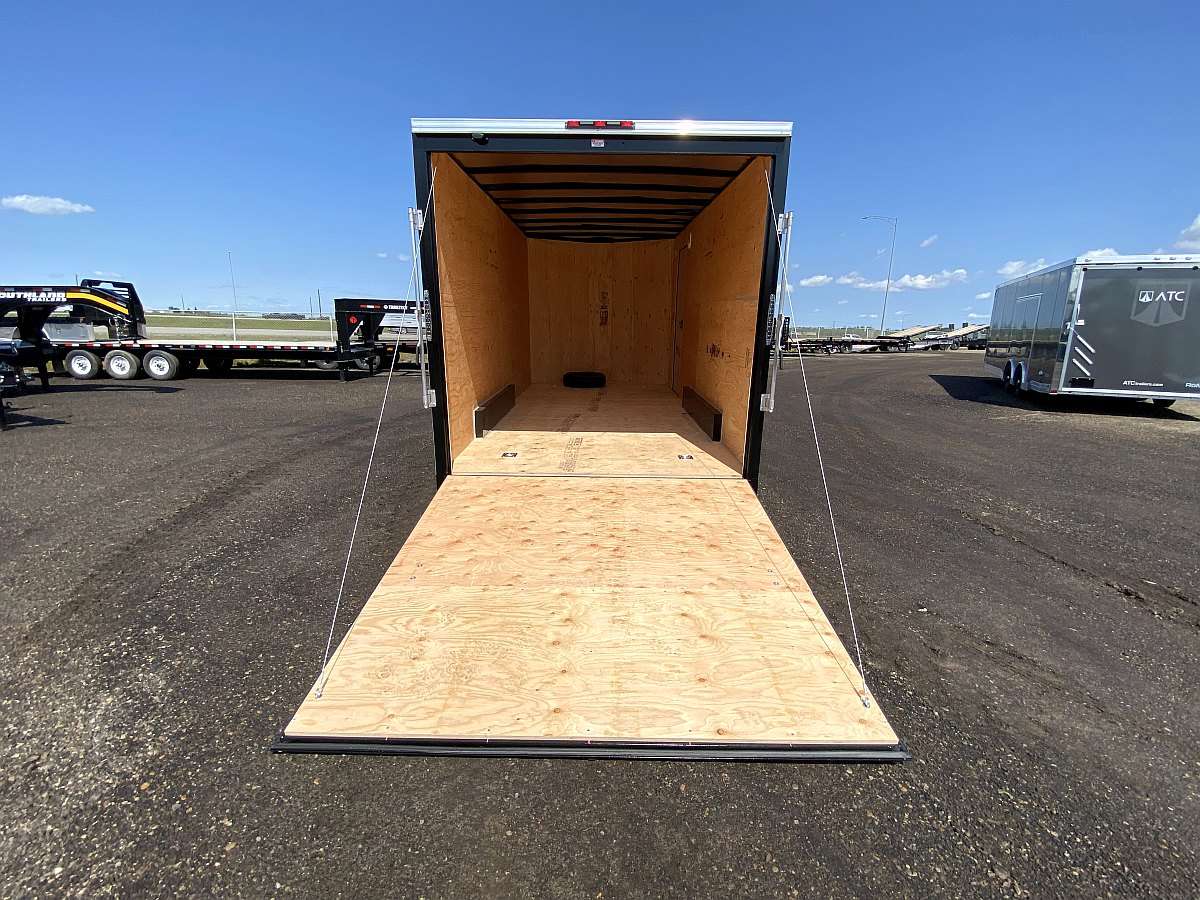 *Seasonal Clearout* 2025 Royal 7.5'x18' Enclosed Trailer