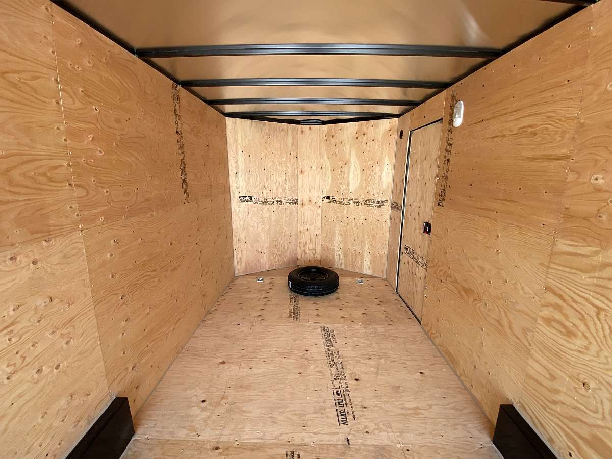 *Seasonal Clearout* 2025 Royal 7.5'x20' Enclosed Trailer