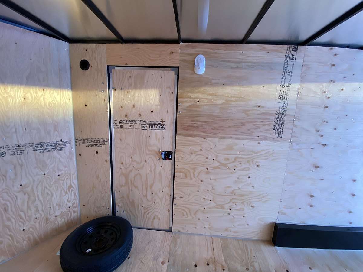 *Seasonal Clearout* 2025 Royal 7.5'x20' Enclosed Trailer