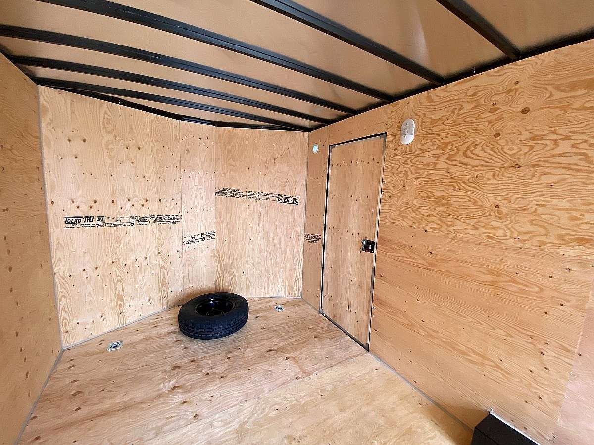 *Seasonal Clearout* 2025 Royal 8'x18' Enclosed Cargo Trailer