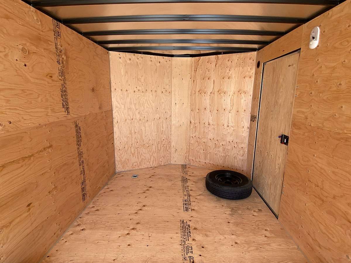 *Seasonal Clearout* 2025 Royal 8'x18' Enclosed Cargo Trailer