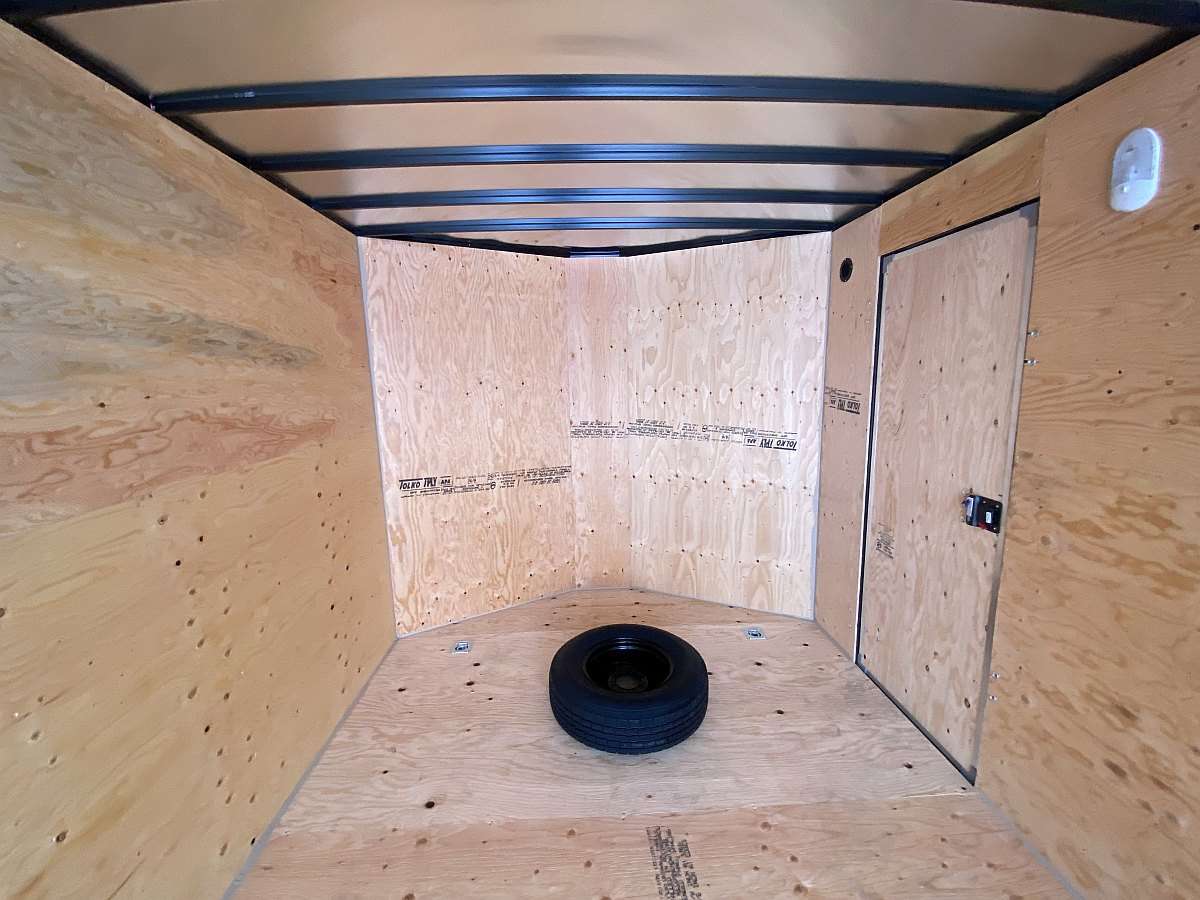 *Seasonal Clearout* 2025 Royal 8'x18' Enclosed Trailer