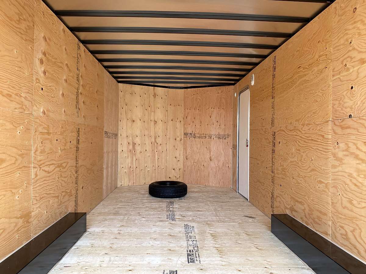 *Seasonal Clearout* 2025 Royal 8'x22' Enclosed Trailer