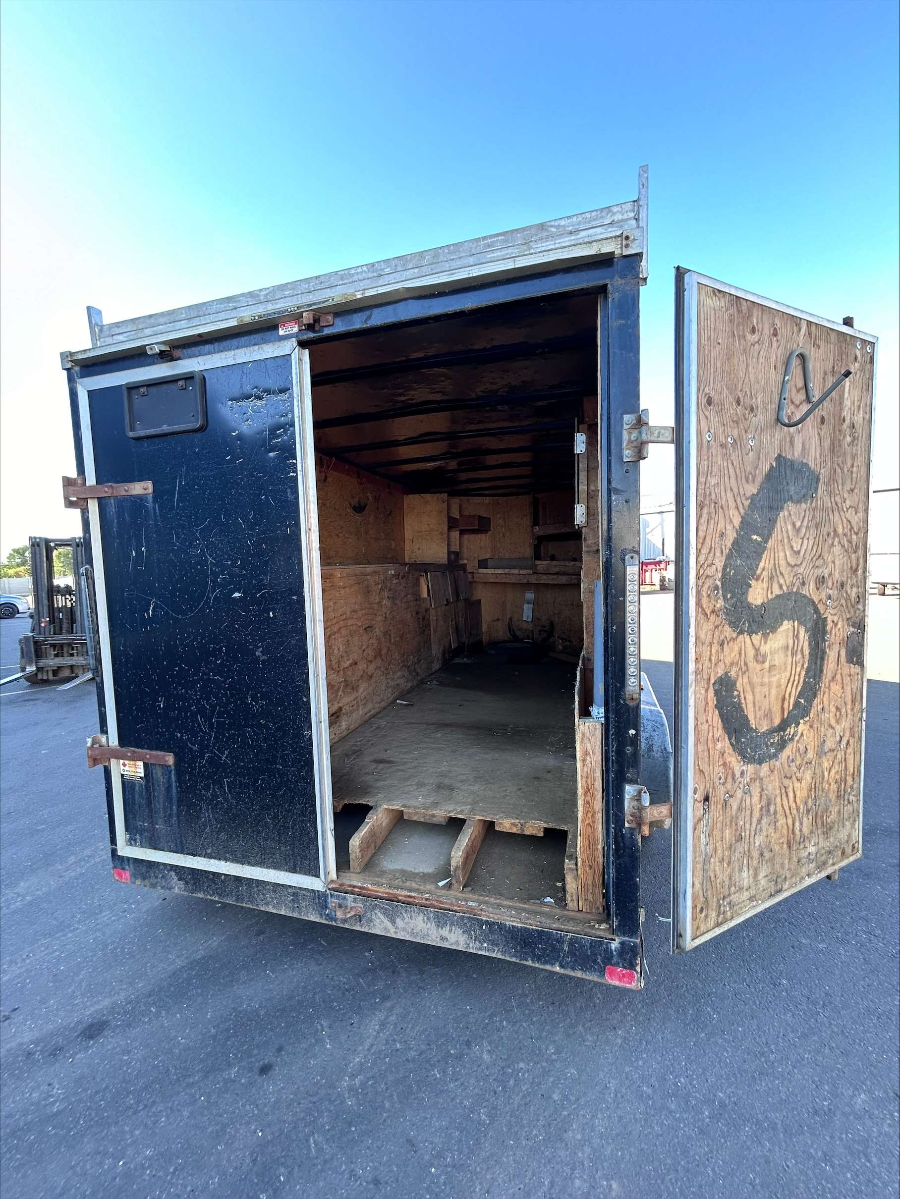 *Seasonal Clearout* Used 2018 Royal 7'x16' Enclosed Trailer