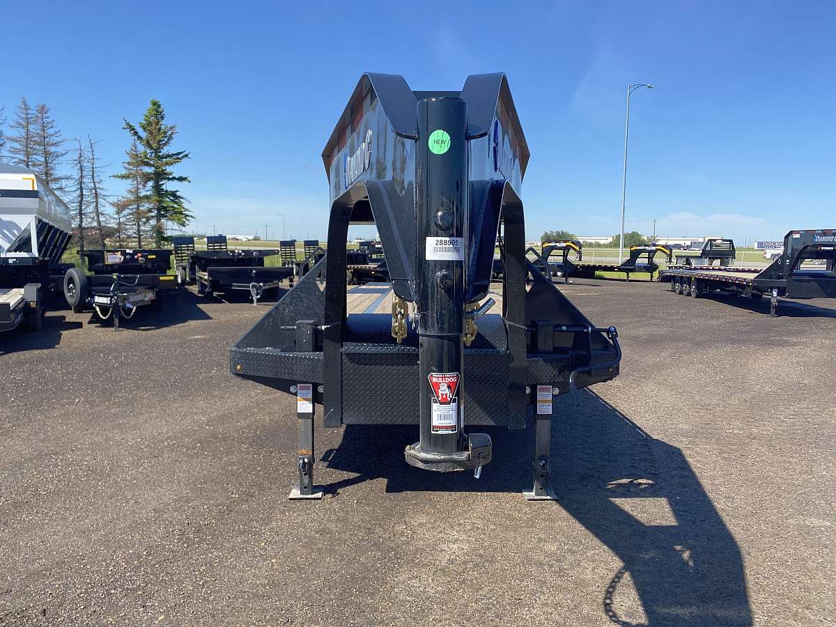 *Spring Clearout* 2024 Diamond C 38' Gooseneck Trailer
