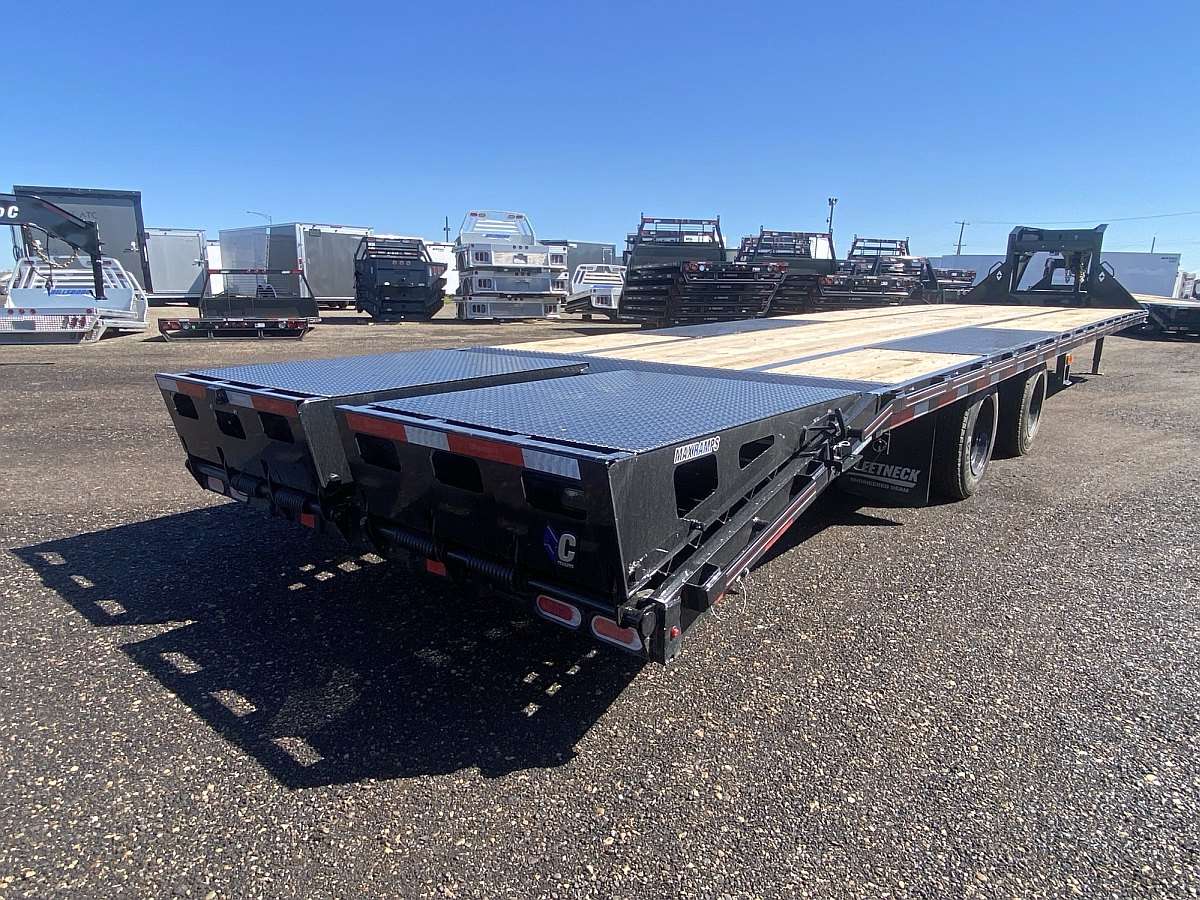 *Spring Clearout* 2024 Diamond C 38' Gooseneck Trailer