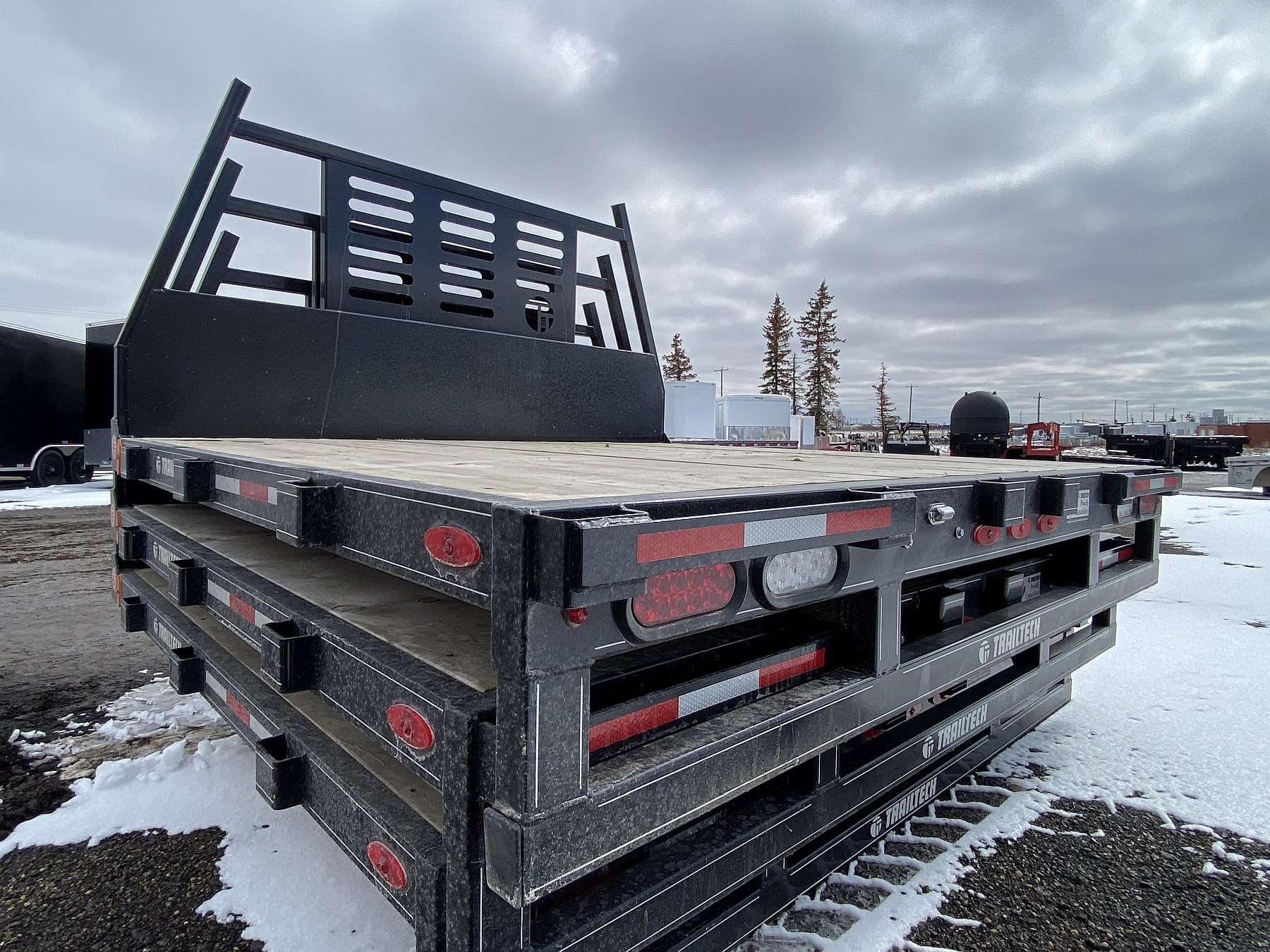 Trailtech 7.5'x7' Truck Deck