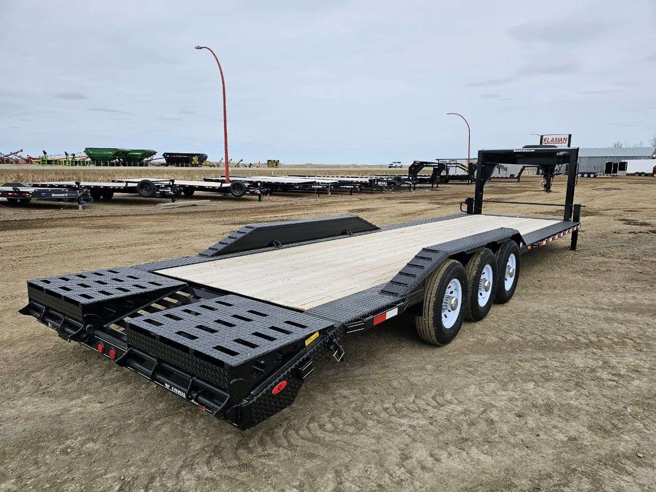 Trailtech 8'6" x 30' Beavertail Flat Deck Trailer