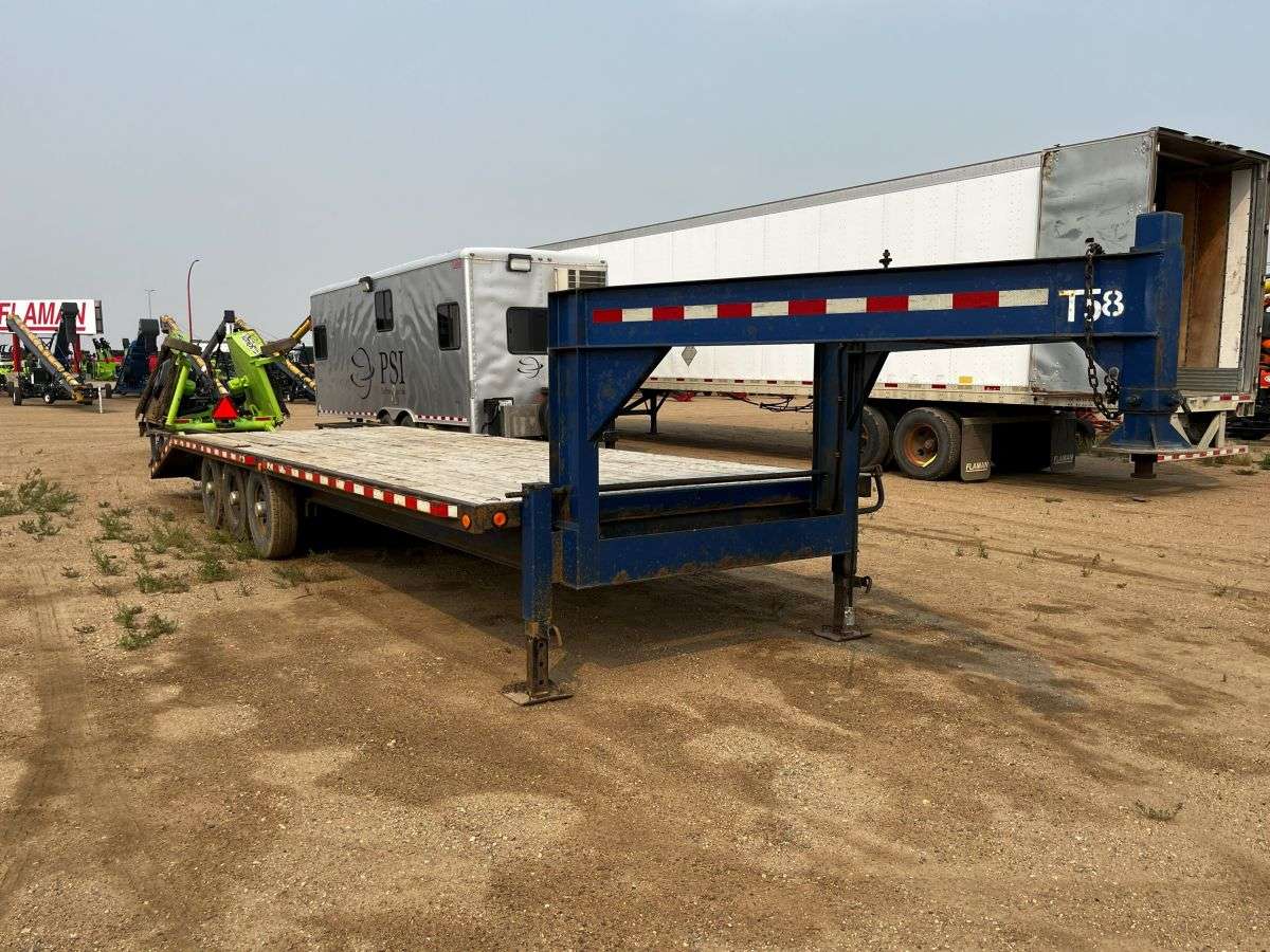 Used 2002 Trailtech H370 8'6" x 24' Flat Deck