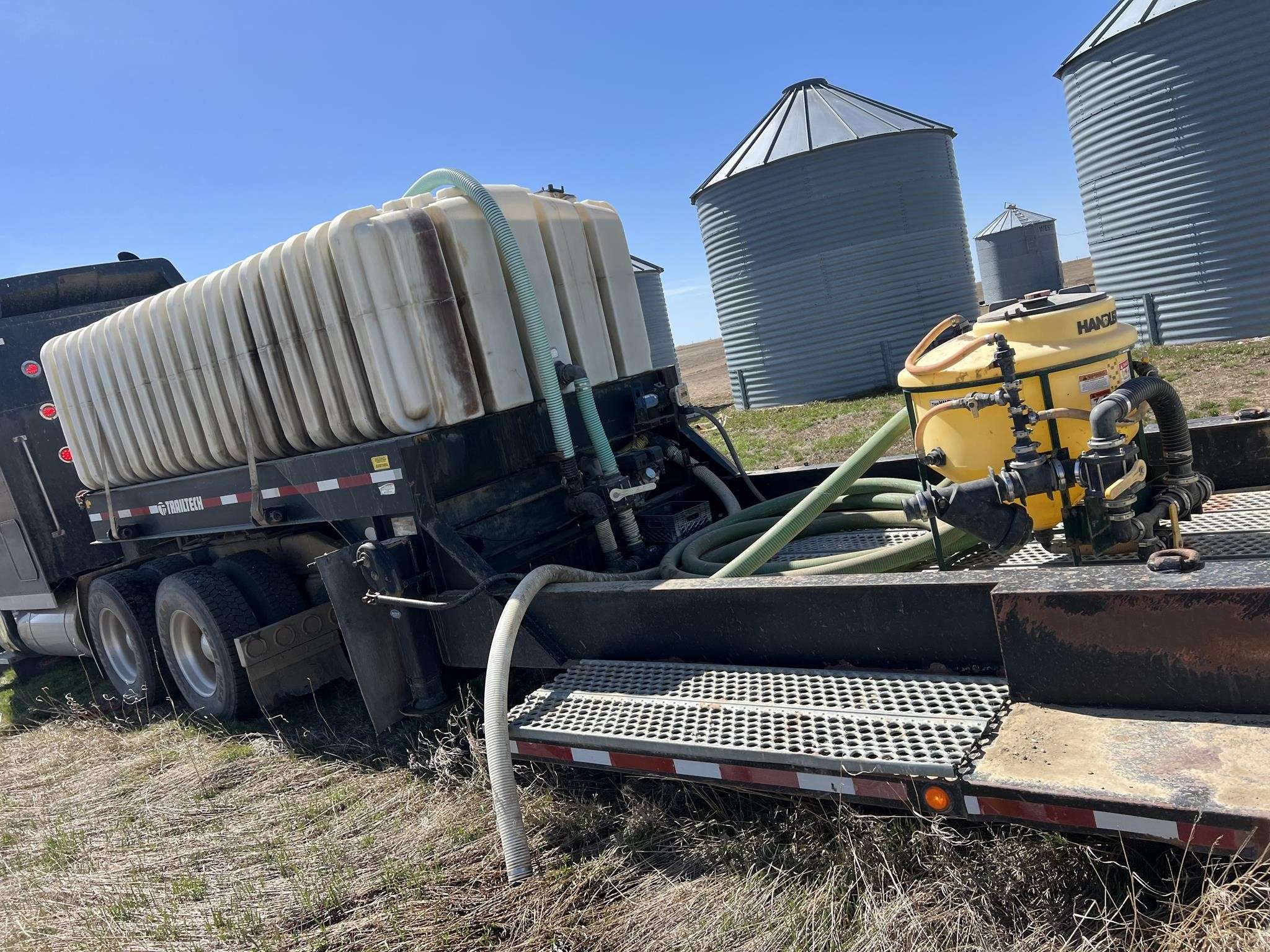 Used 2002 Trailtech HC220 Sprayer Trailer