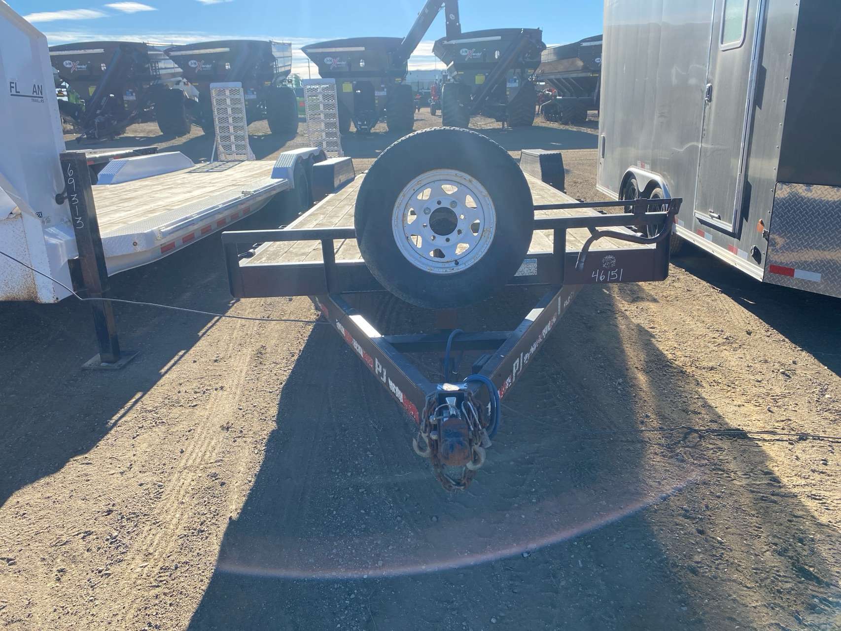 Used 2010 PJ 8'6" x 24' Flat Deck