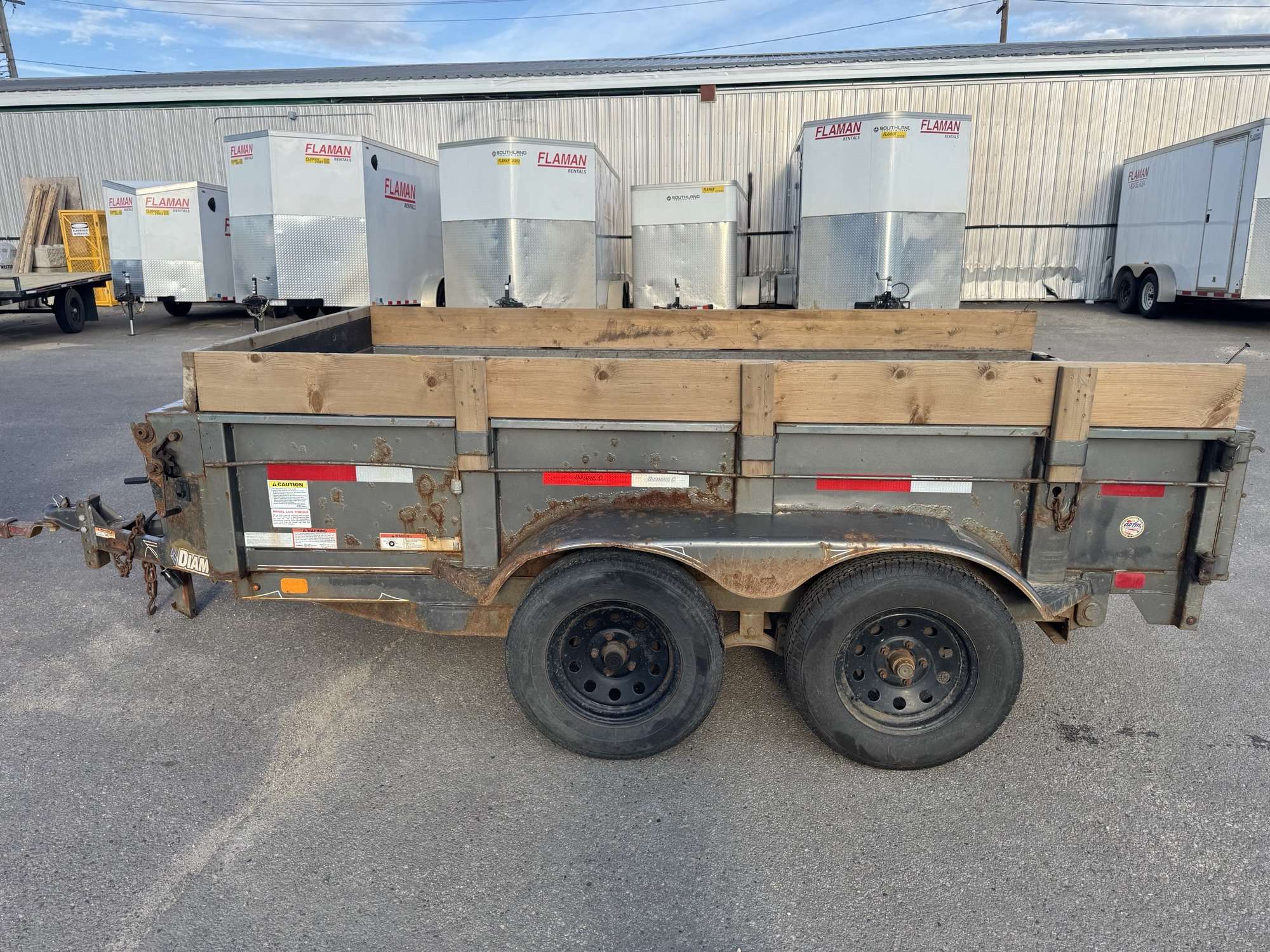 Used 2016 Diamond C 5'x10' Dump Trailer