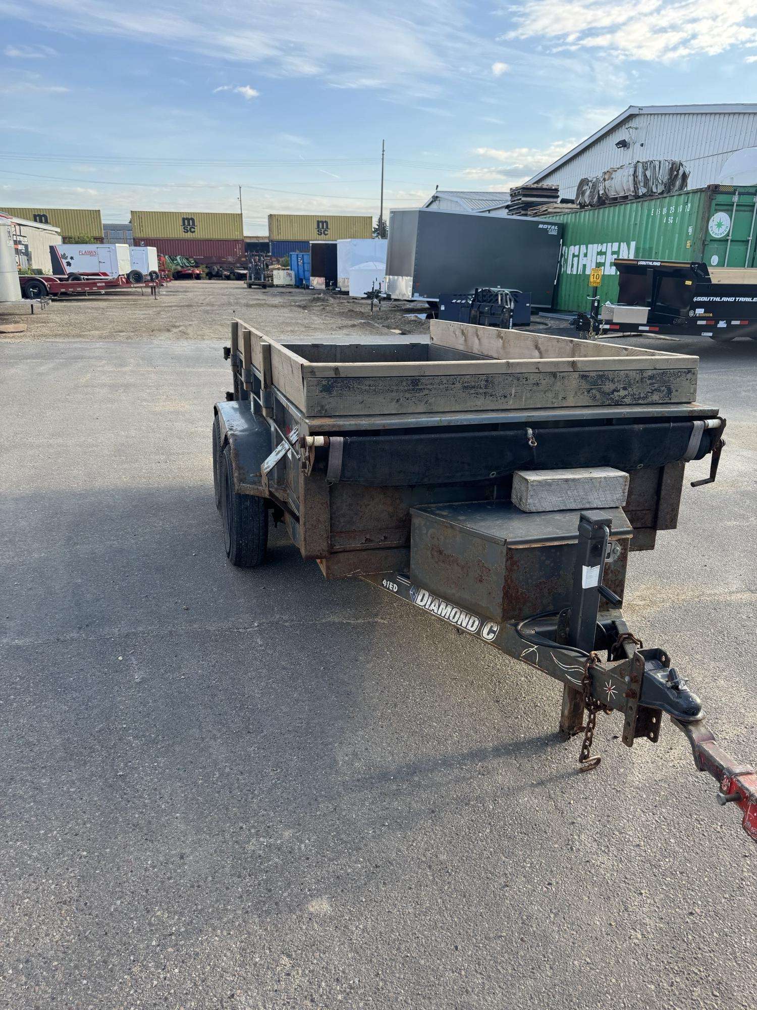 Used 2016 Diamond C 5'x10' Dump Trailer