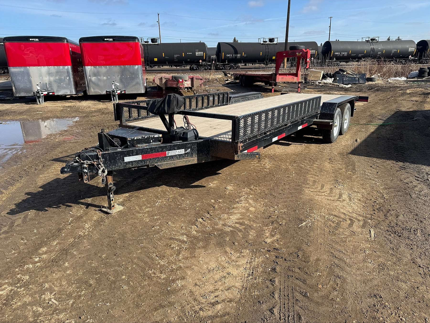 Used 2017 Beothuk 22' Flat Deck Trailer