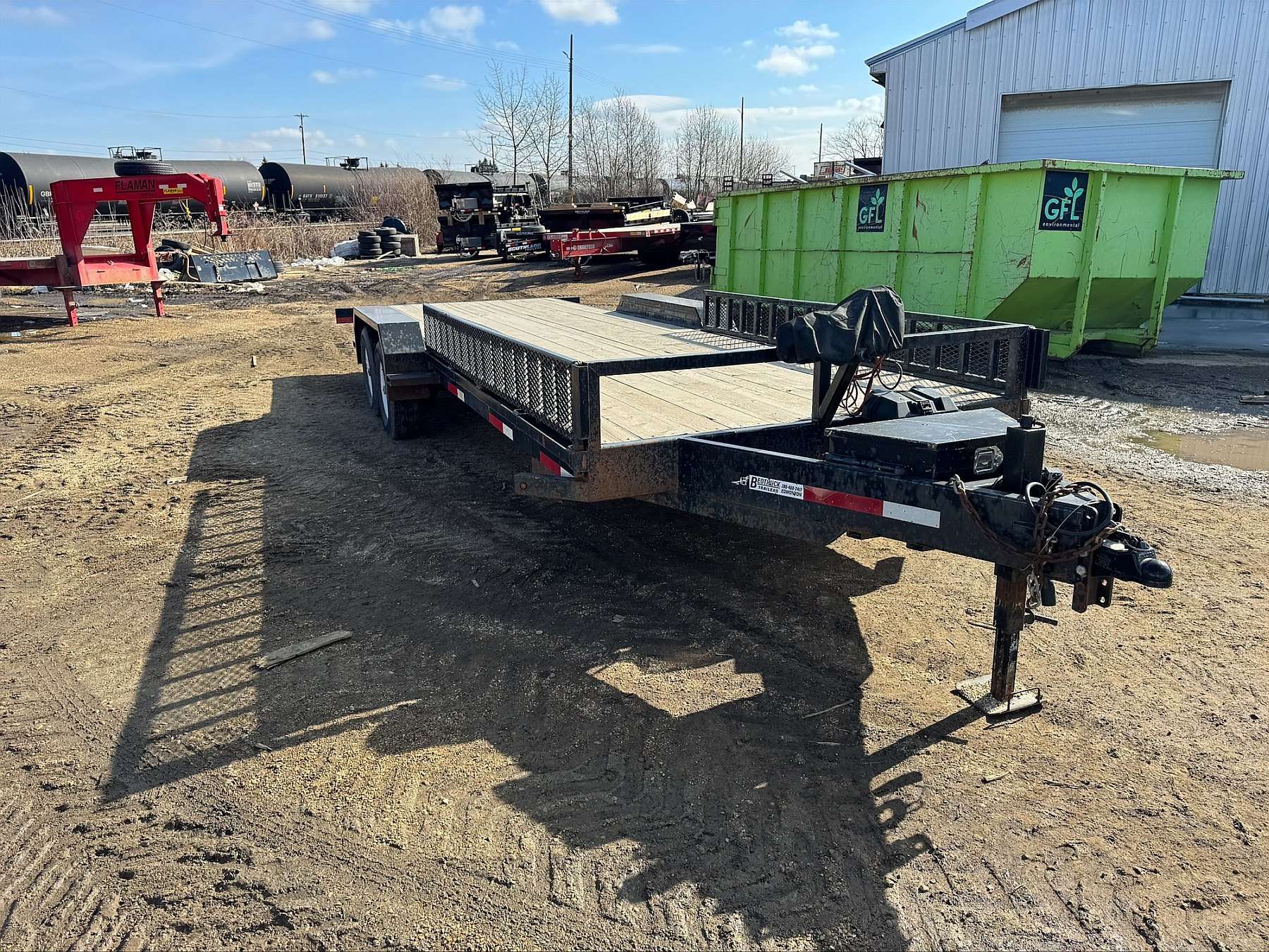 Used 2017 Beothuk 22' Flat Deck Trailer