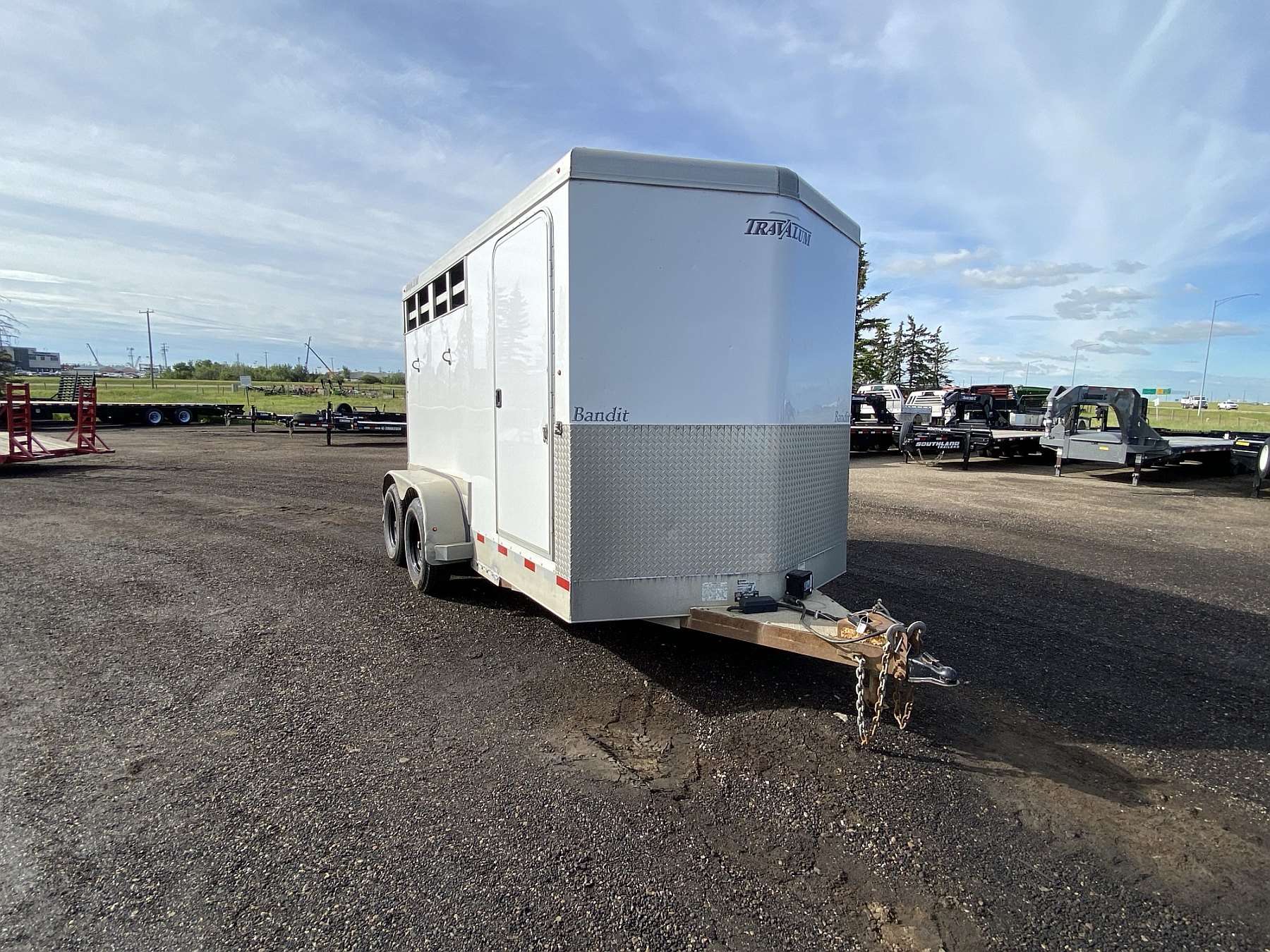 Used 2017 Travalum 13' Horse Trailer