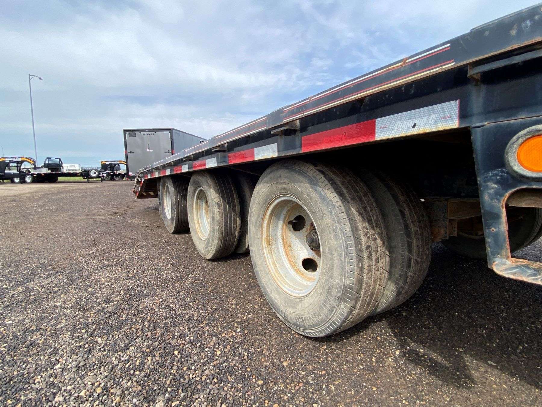 Used 2018 Diamond C FMAX310-30' Gooseneck Trailer