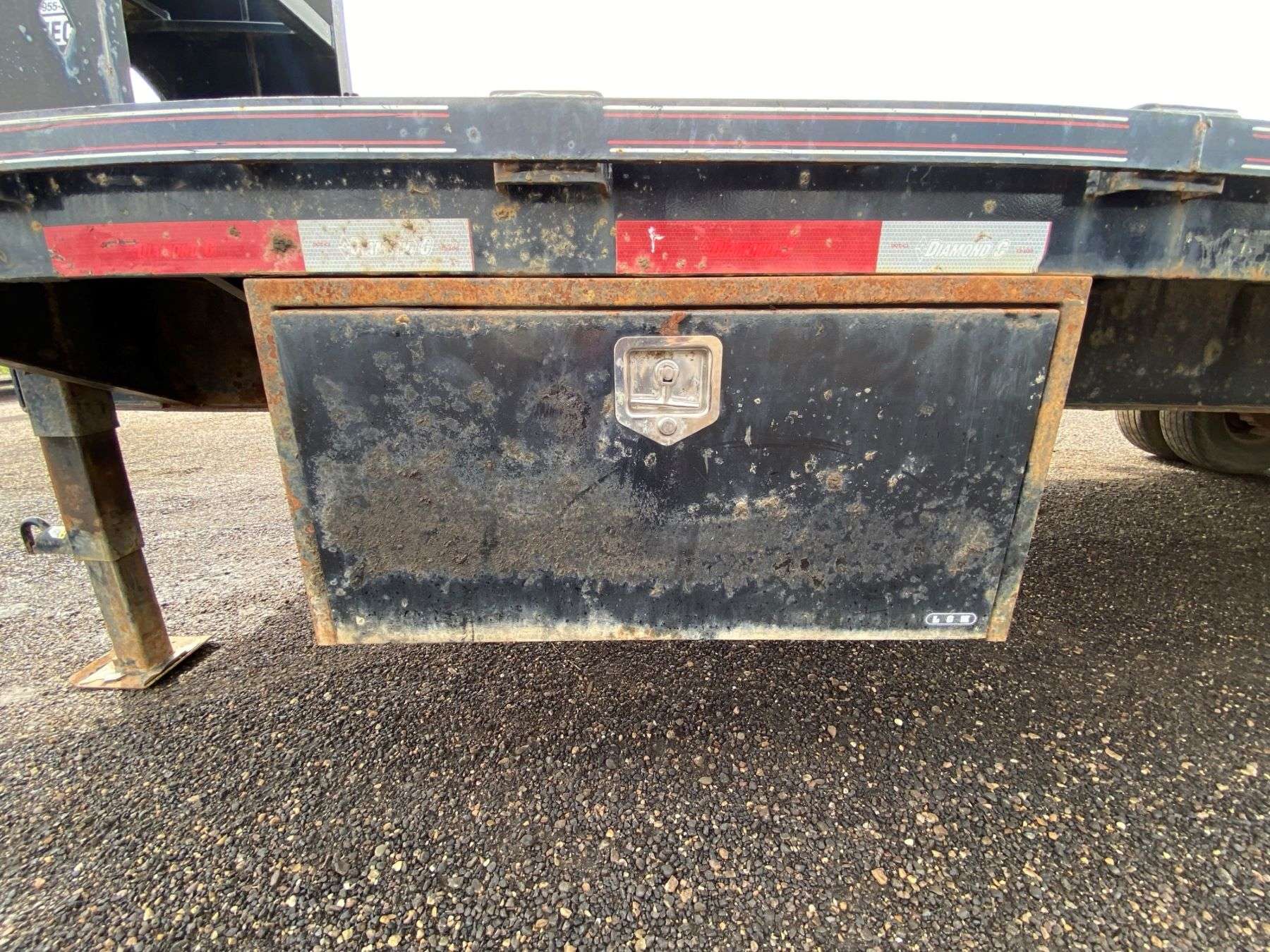 Used 2018 Diamond C FMAX310-30' Gooseneck Trailer