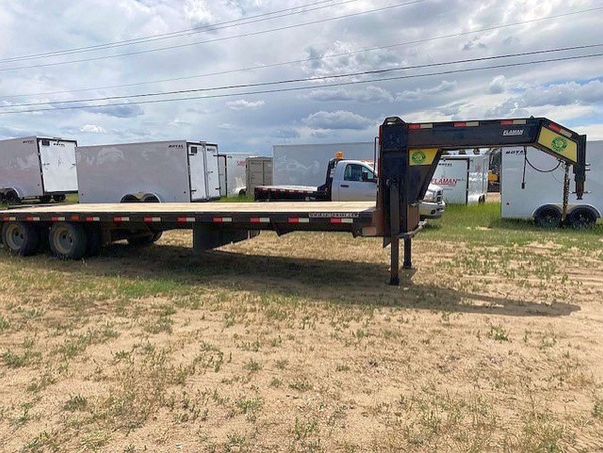 Used 2018 Gator Made 30' Gooseneck