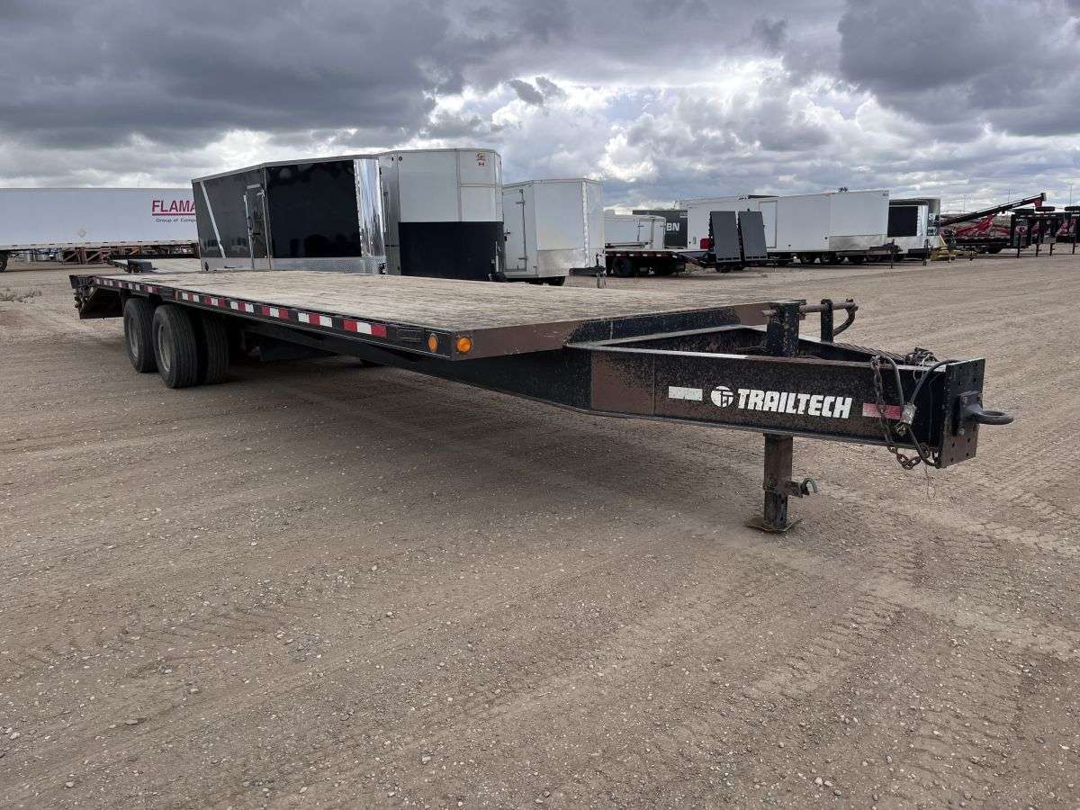 Used 2018 Trailtech TD210 8'5" x 26' Flat Deck